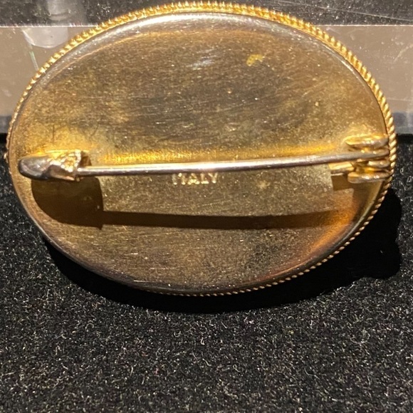 ITALIAN MICRO MOSAIC BROOCH - Picture 6 of 8